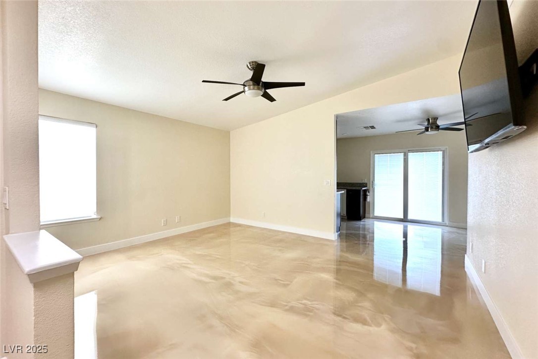 607 Oldham Avenue Henderson, NV 89014 - Photo 3 of 30