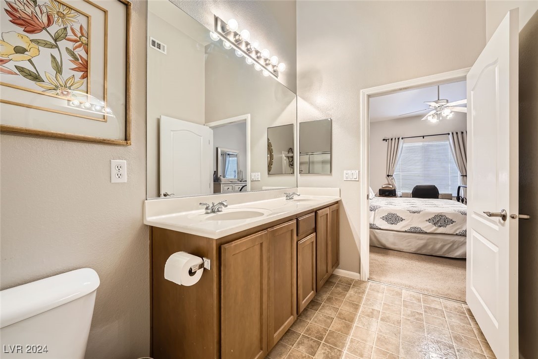 8985 South Durango Drive, Unit 2117 Las Vegas, NV 89113 - Photo 16 of 24 Primary Bathroom