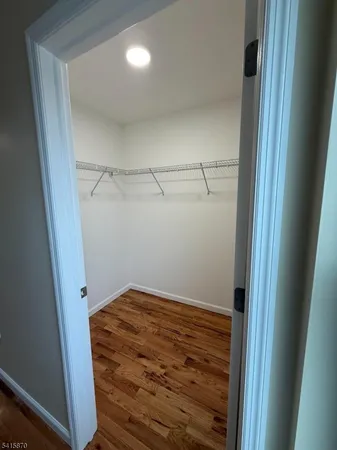 $2,600 | 50 Delaware Street, Elizabeth Port, NJ 07206