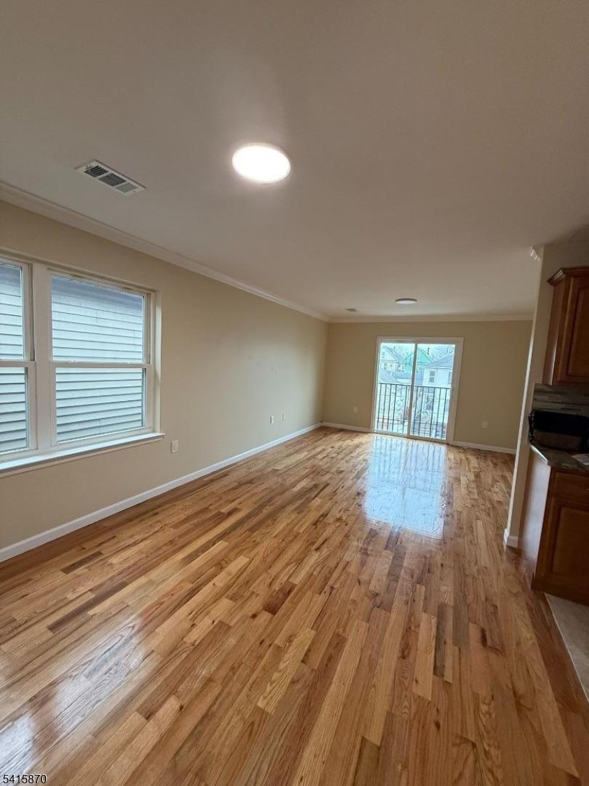 50 Delaware Street Elizabeth Port, NJ 07206 - Photo 5 of 16