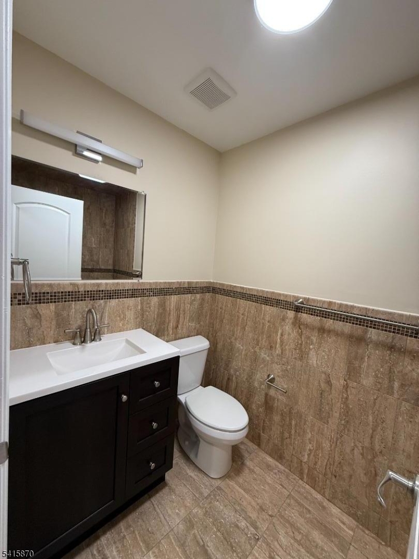 50 Delaware Street Elizabeth Port, NJ 07206 - Photo 10 of 16