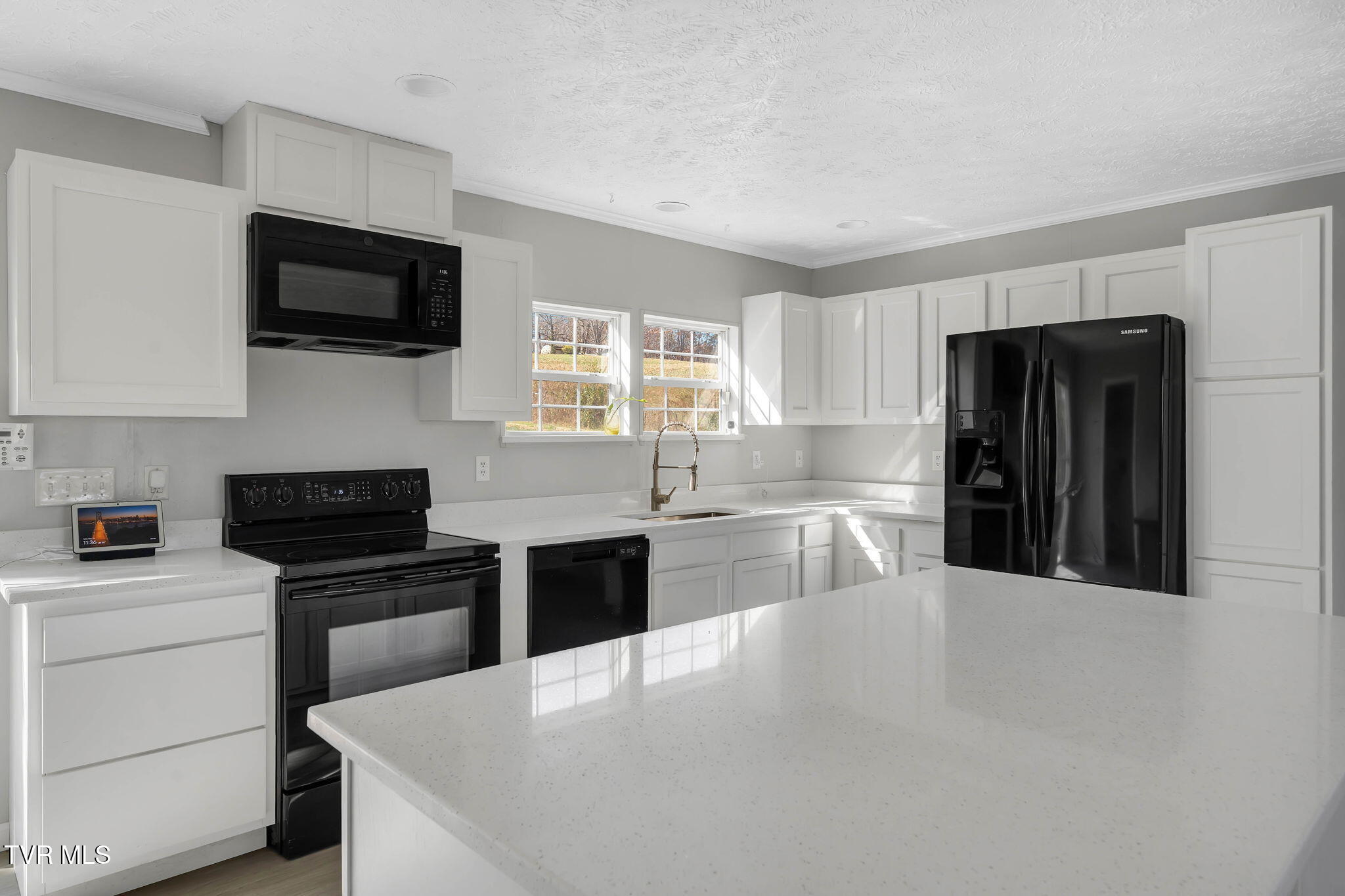 85 Mt Carmel Road Mosheim, TN 37818 - Photo 6 of 23 6-web-or-mls-85 Mt Carmel Rd-6