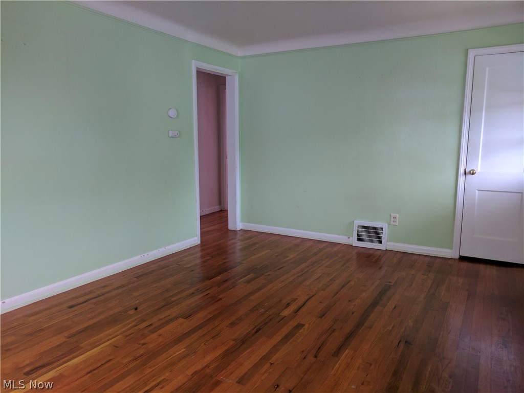 20705 Watson Road Maple Heights, OH 44137 - Photo 12 of 34 Gallery Image 12