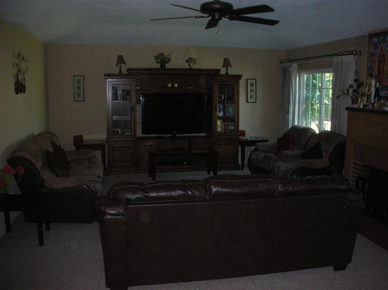 1352 North Reed Avenue Reedley, CA 93654 - Photo 35 of 43
