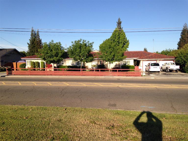 1352 North Reed Avenue Reedley, CA 93654 - Photo 7 of 43