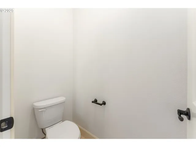 a bathroom with a toilet