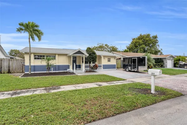 $4,000 | 9860 Northwest 3rd Street, Pembroke Pines, FL 33024