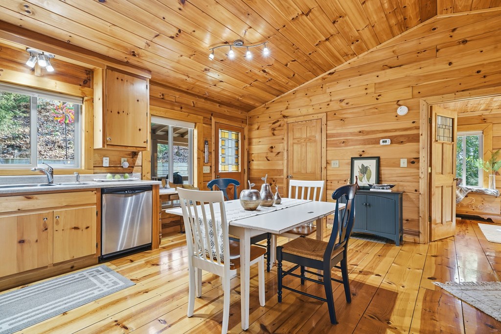 266 Chimney Rock Road Blue Ridge, GA 30513 - Photo 12 of 44