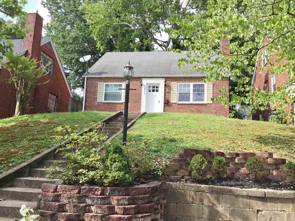 1658 Upland Road Huntington, WV 25701 - Photo 1 of 16 Gallery Image 1