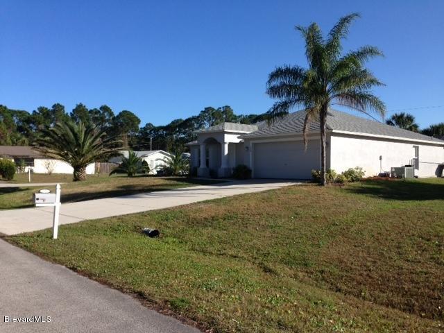 398 Tipton Road Southwest Palm Bay, FL 32908 - Photo 1 of 32 front1