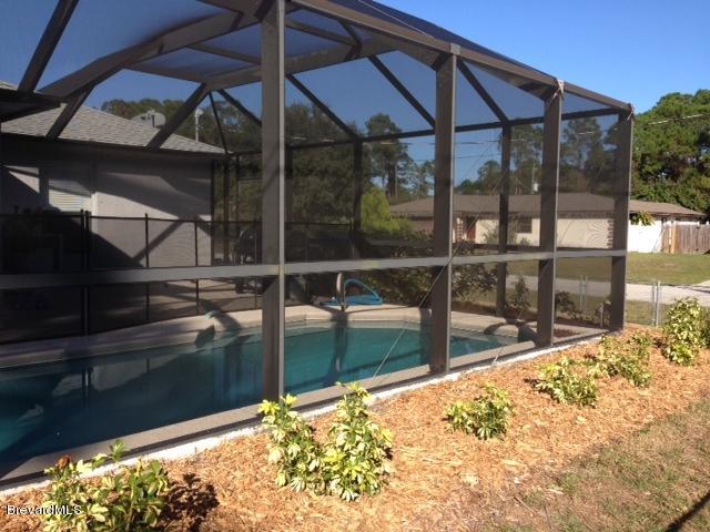 398 Tipton Road Southwest Palm Bay, FL 32908 - Photo 27 of 32 pool2