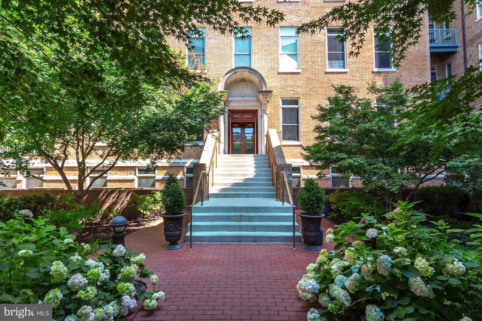 2425 L Street Northwest, Unit 908 Washington, DC 20037 - Photo 17 of 19