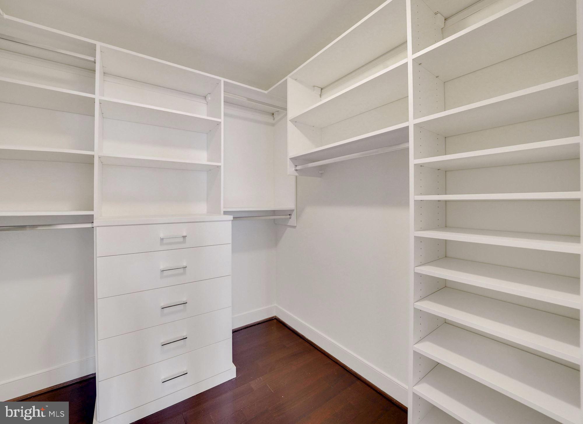 2425 L Street Northwest, Unit 908 Washington, DC 20037 - Photo 6 of 19