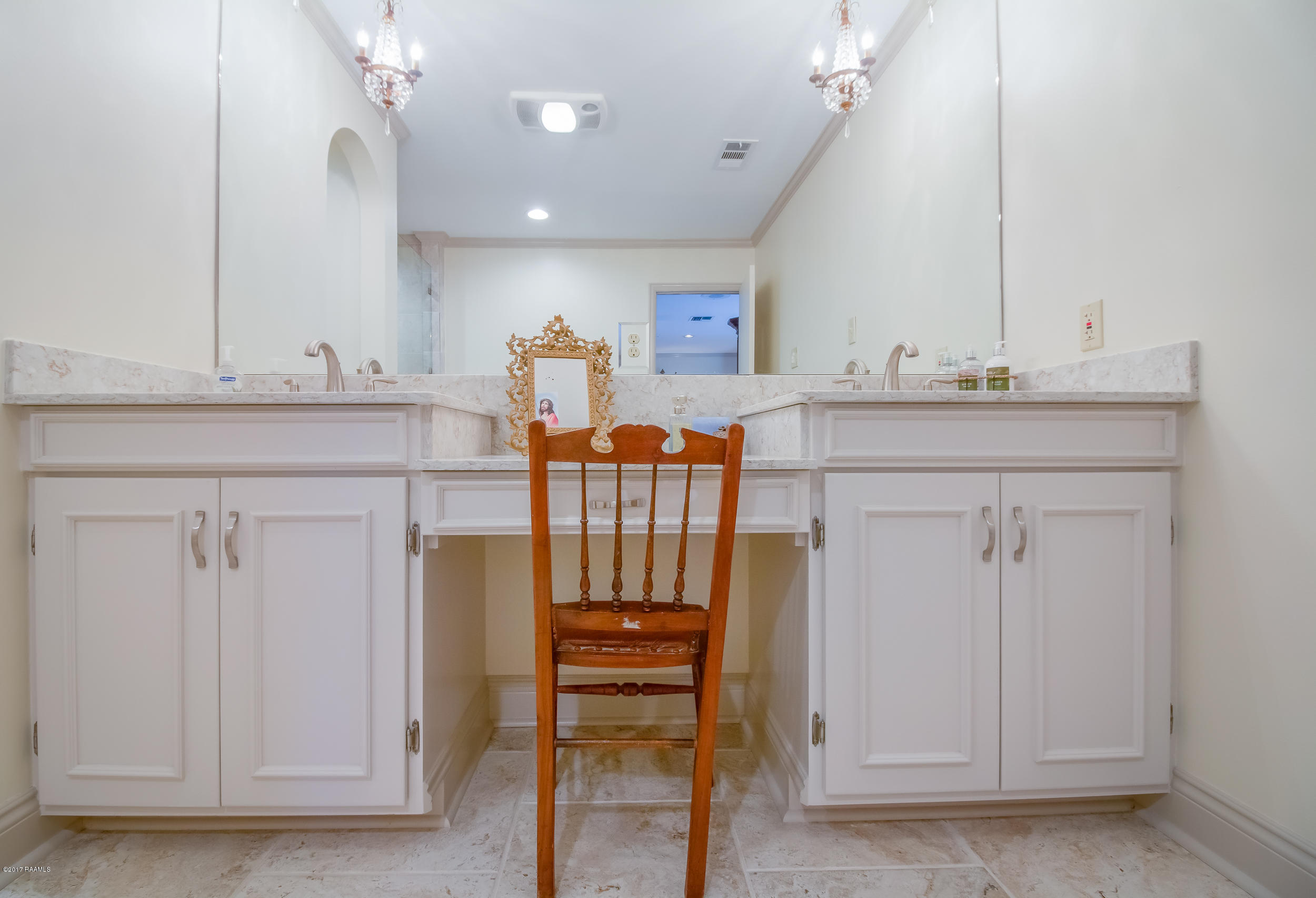 102 Hampton Road Lafayette, LA 70503 - Photo 14 of 28 InteriorHampton-29