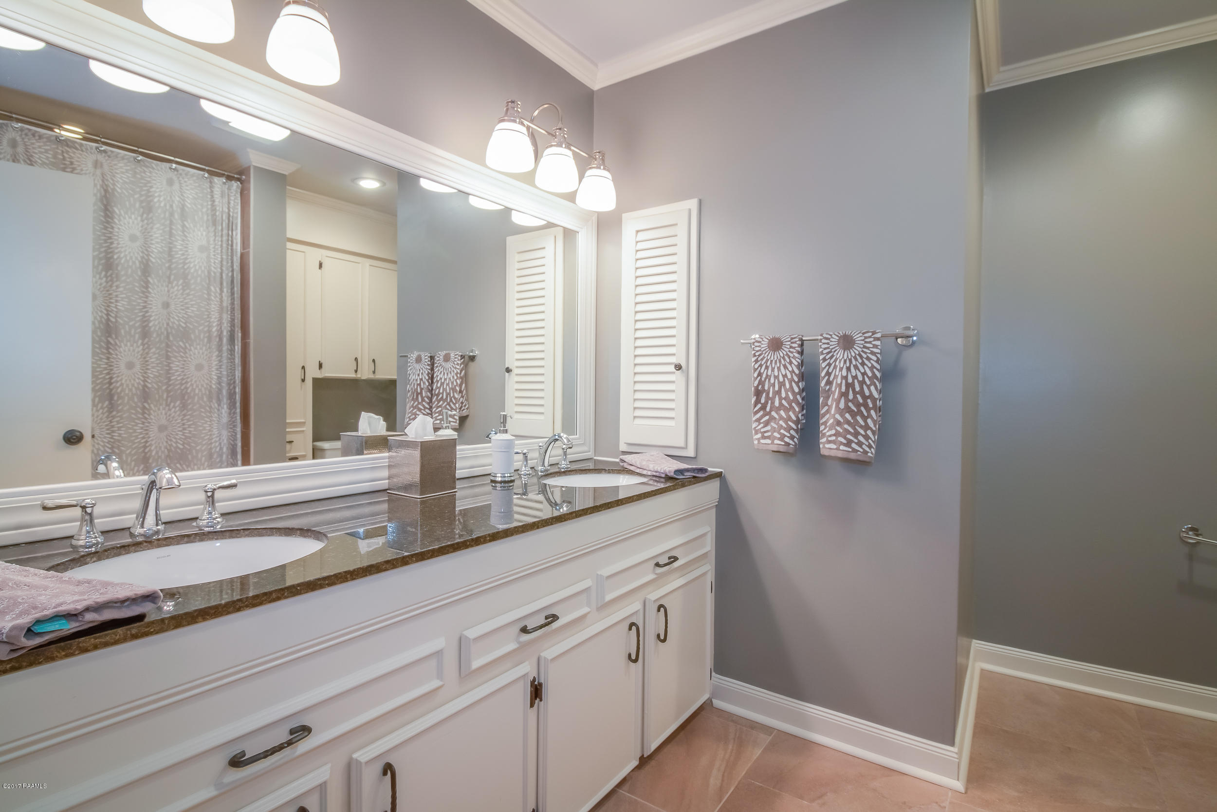 102 Hampton Road Lafayette, LA 70503 - Photo 20 of 28 InteriorHampton-39