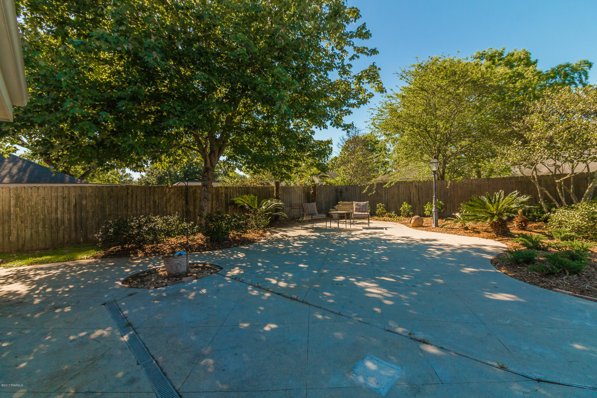 102 Hampton Road Lafayette, LA 70503 - Photo 28 of 28 ExteriorHampton-12