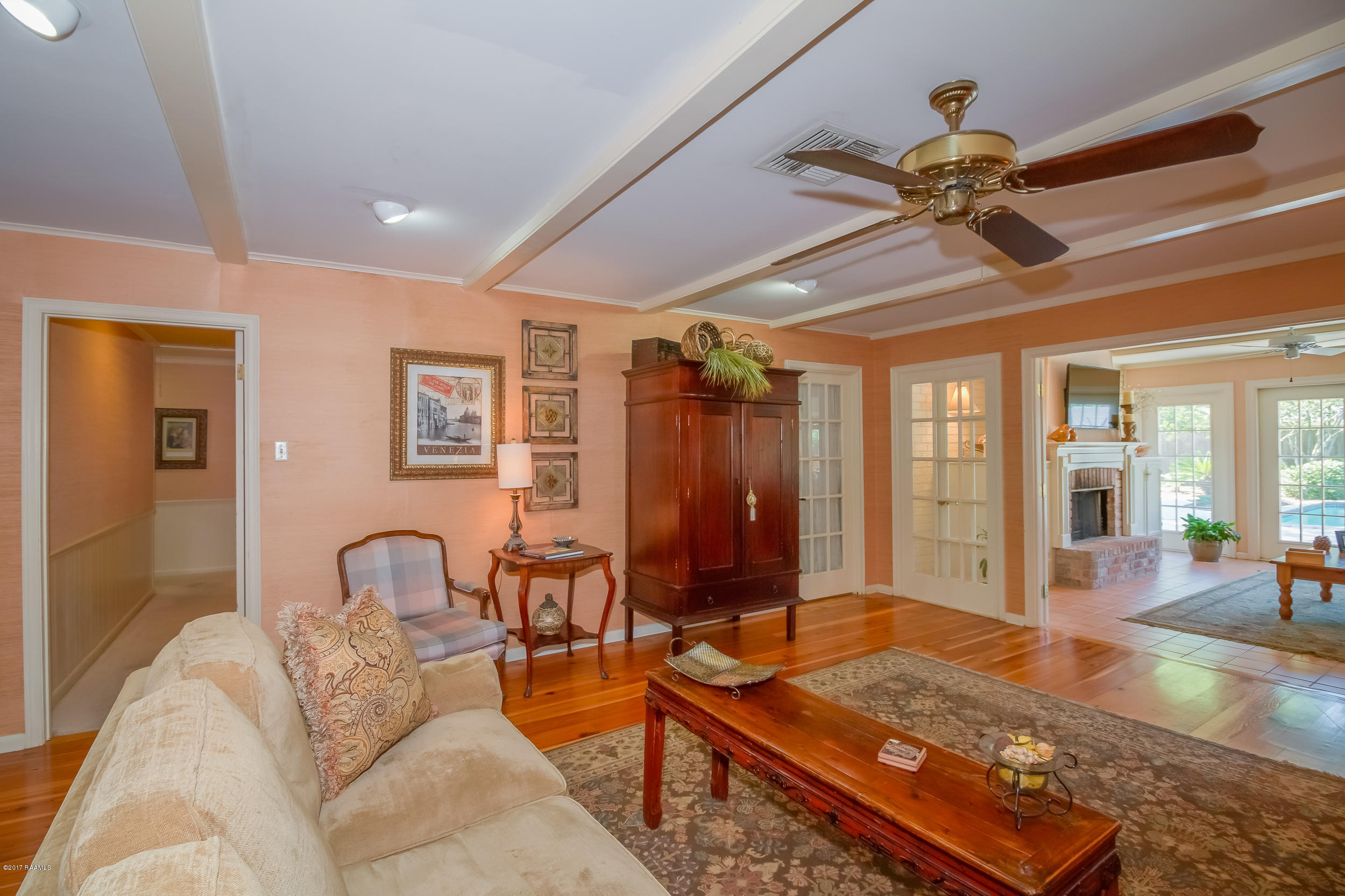 102 Hampton Road Lafayette, LA 70503 - Photo 9 of 28 InteriorHampton-17