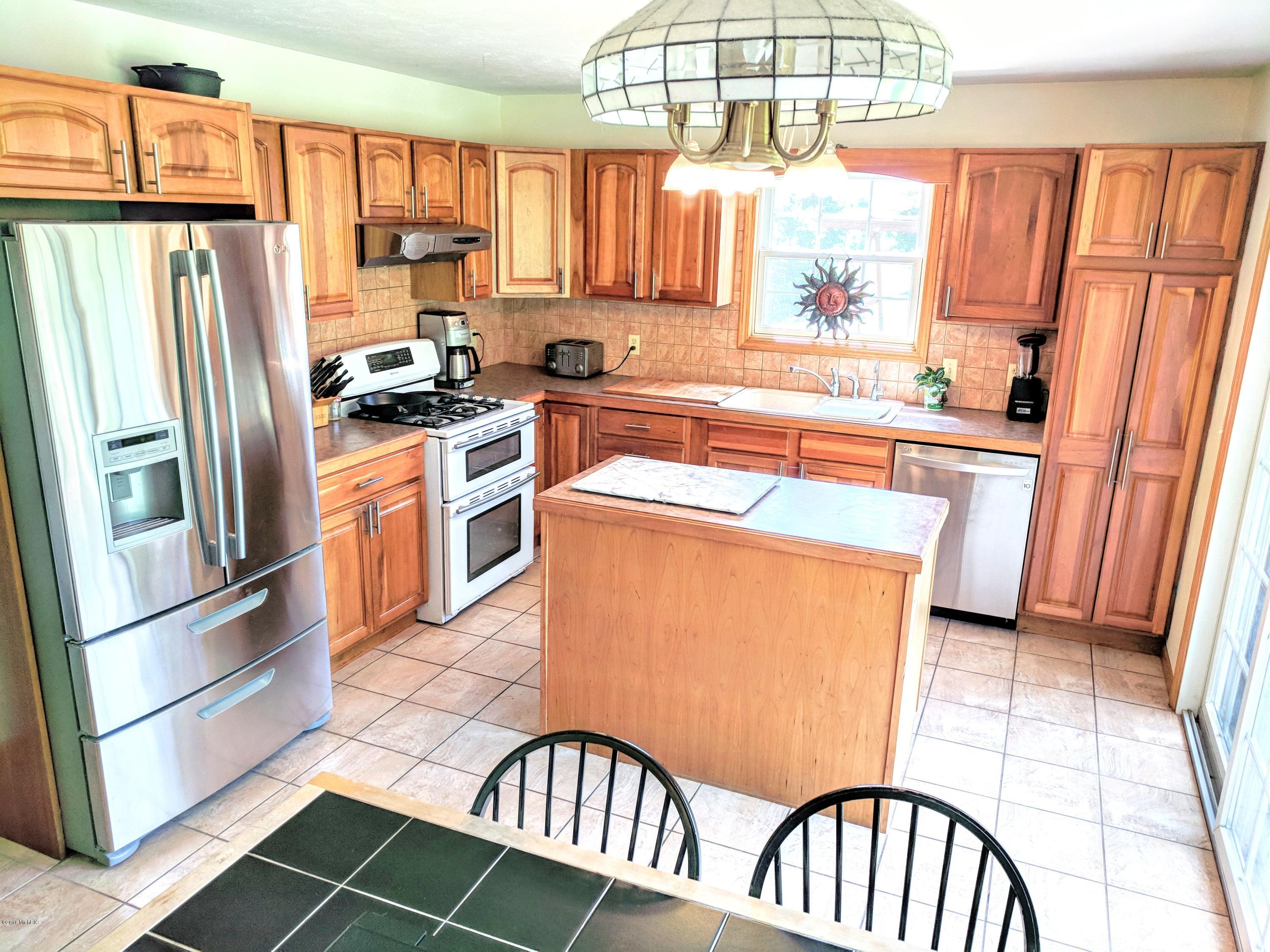 6926 Kyser Road Lowell, MI 49331 - Photo 3 of 22 IMG_20180710_151943