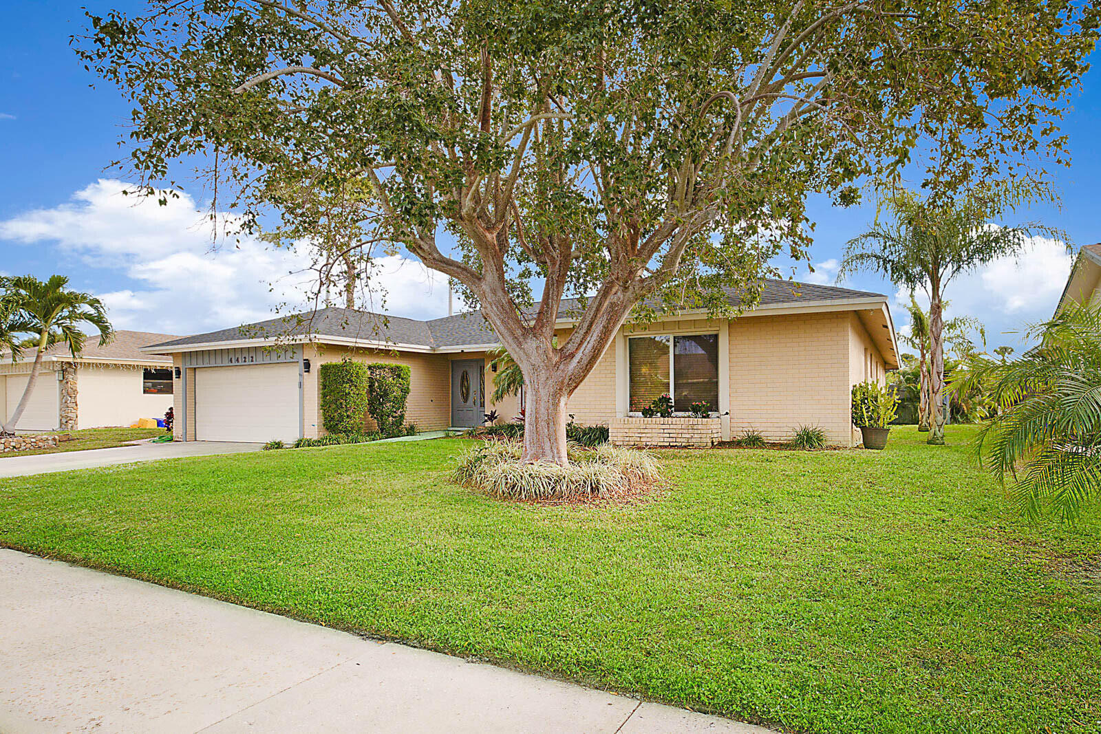 4422 Brandywine Drive Boca Raton, FL 33487 - Photo 19 of 21 40_4422_Brandywine_Drive40_mls