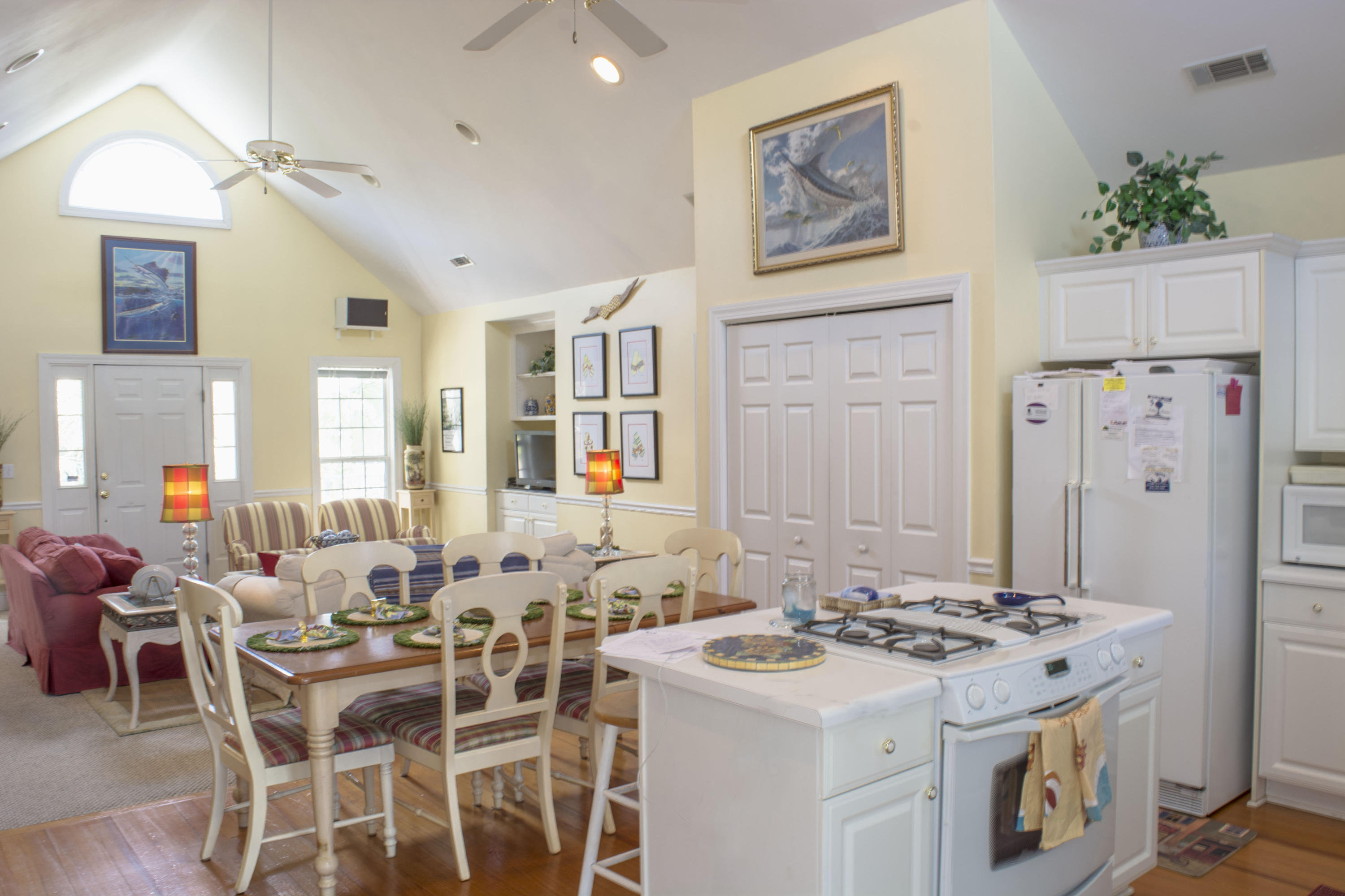 13 Battery Park Road Edisto Beach, SC 29438 - Photo 3 of 24 _DSC1818
