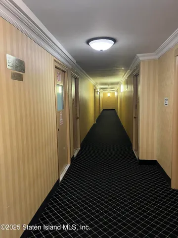 $225,000 | 1100 Clove Road, Unit 2N | Silver Lake