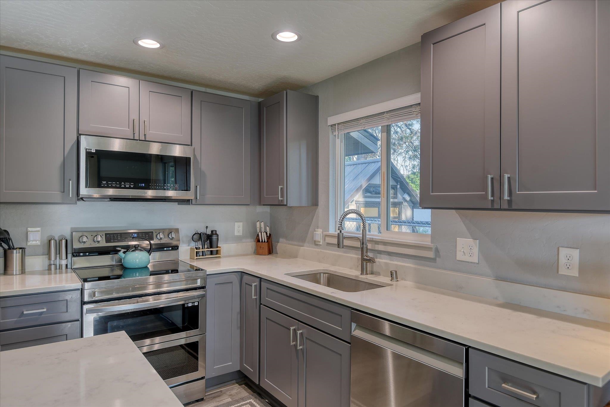 5424 North Walnut Street Spokane, WA 99205 - Photo 10 of 31