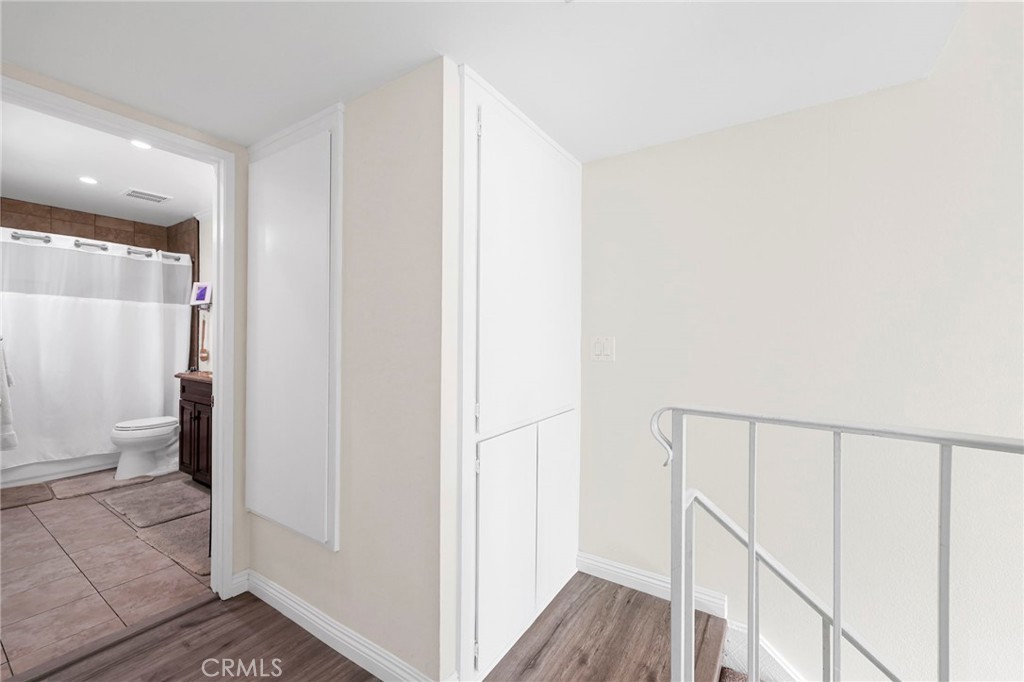 360 Meadow Court Brea, CA 92821 - Photo 25 of 41 Upstairs landing looking onto full bathroom