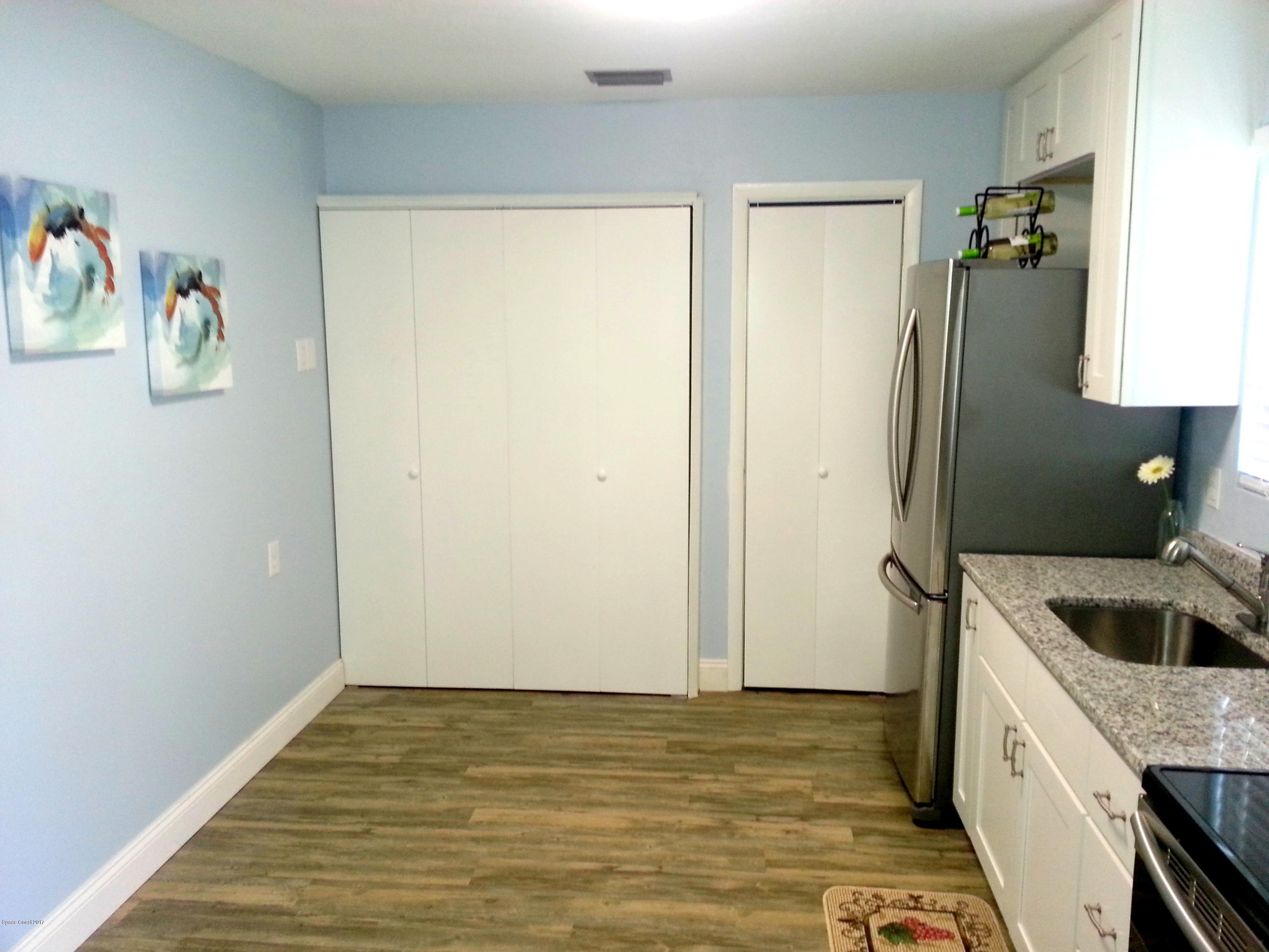1020 Cherokee Road Southeast Palm Bay, FL 32909 - Photo 7 of 28 Eat In Kitchen