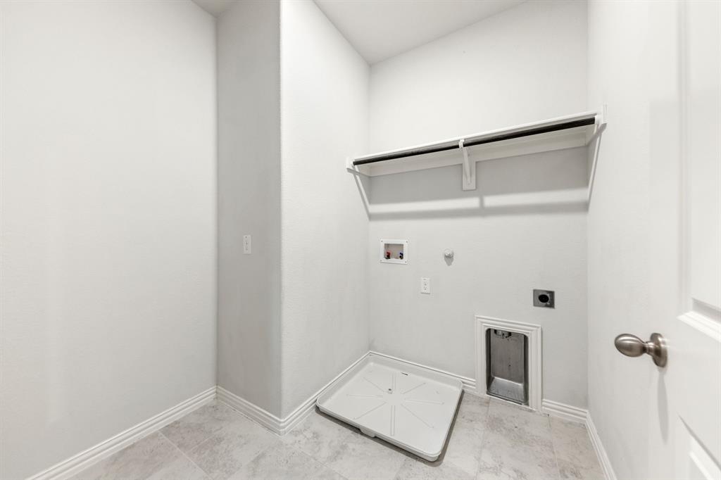 7505 Sunset Boulevard Rowlett, TX 75088 - Photo 22 of 33 a view of small space