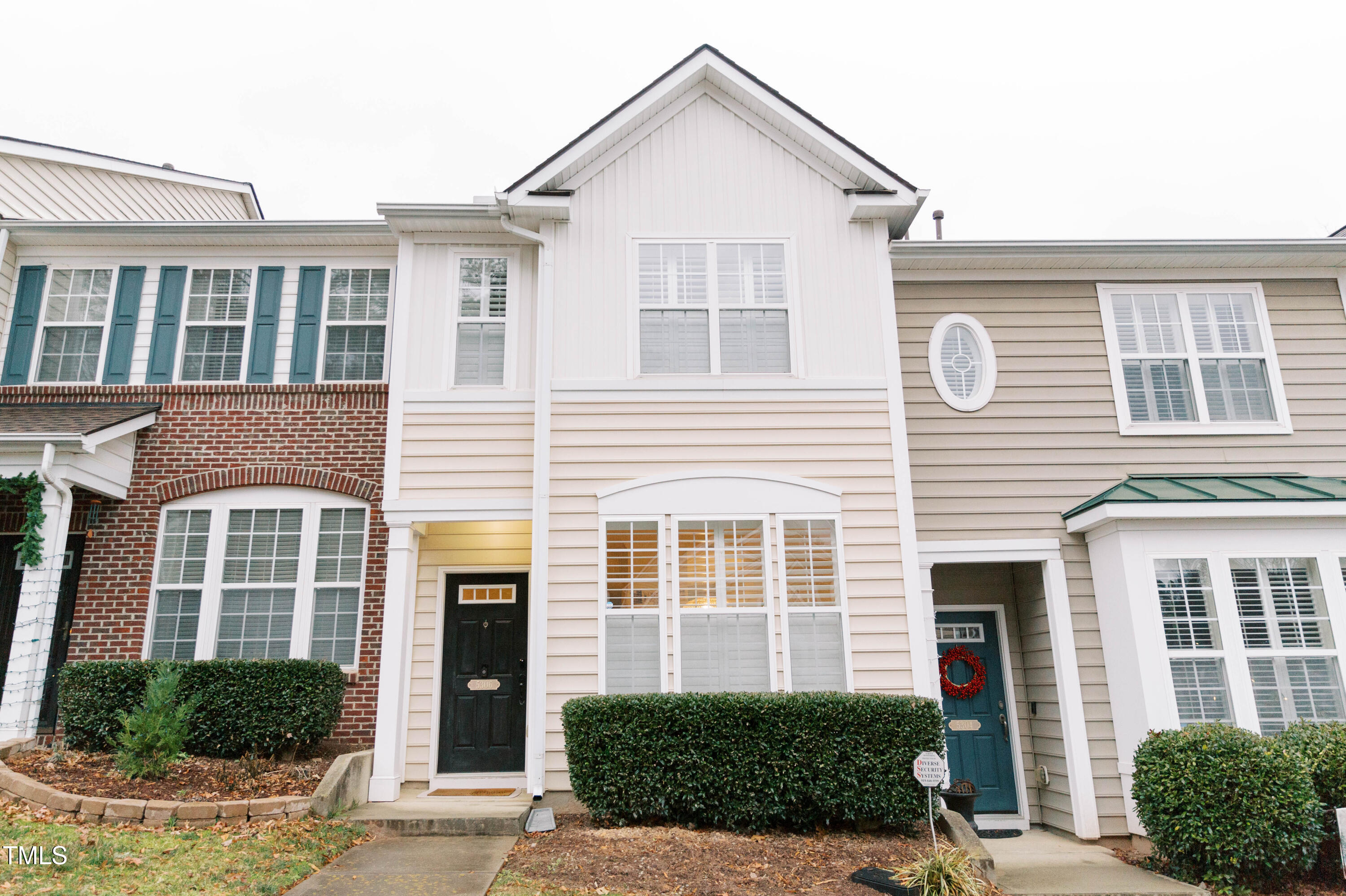 5306 Silver Moon Lane Raleigh, NC 27606 - Photo 2 of 29 5306 Silver Moon Lane_-59