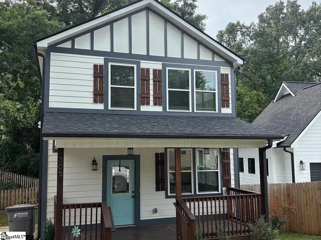 $2,300 | 305 Averill Street, Greenville, SC 29601