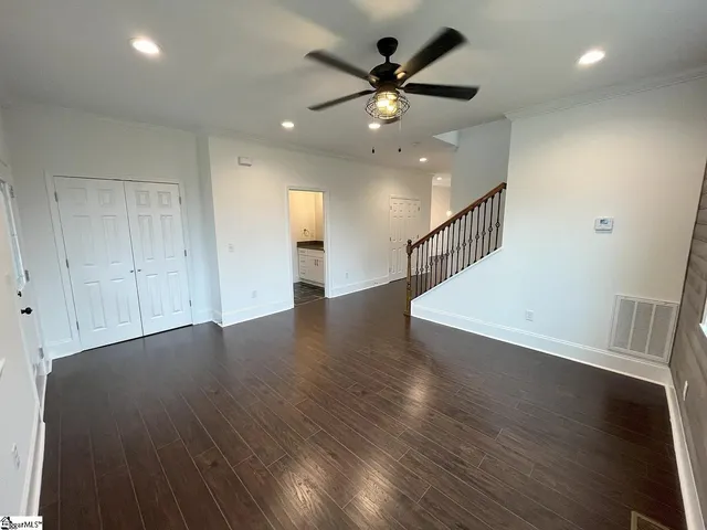 $2,300 | 305 Averill Street, Greenville, SC 29601