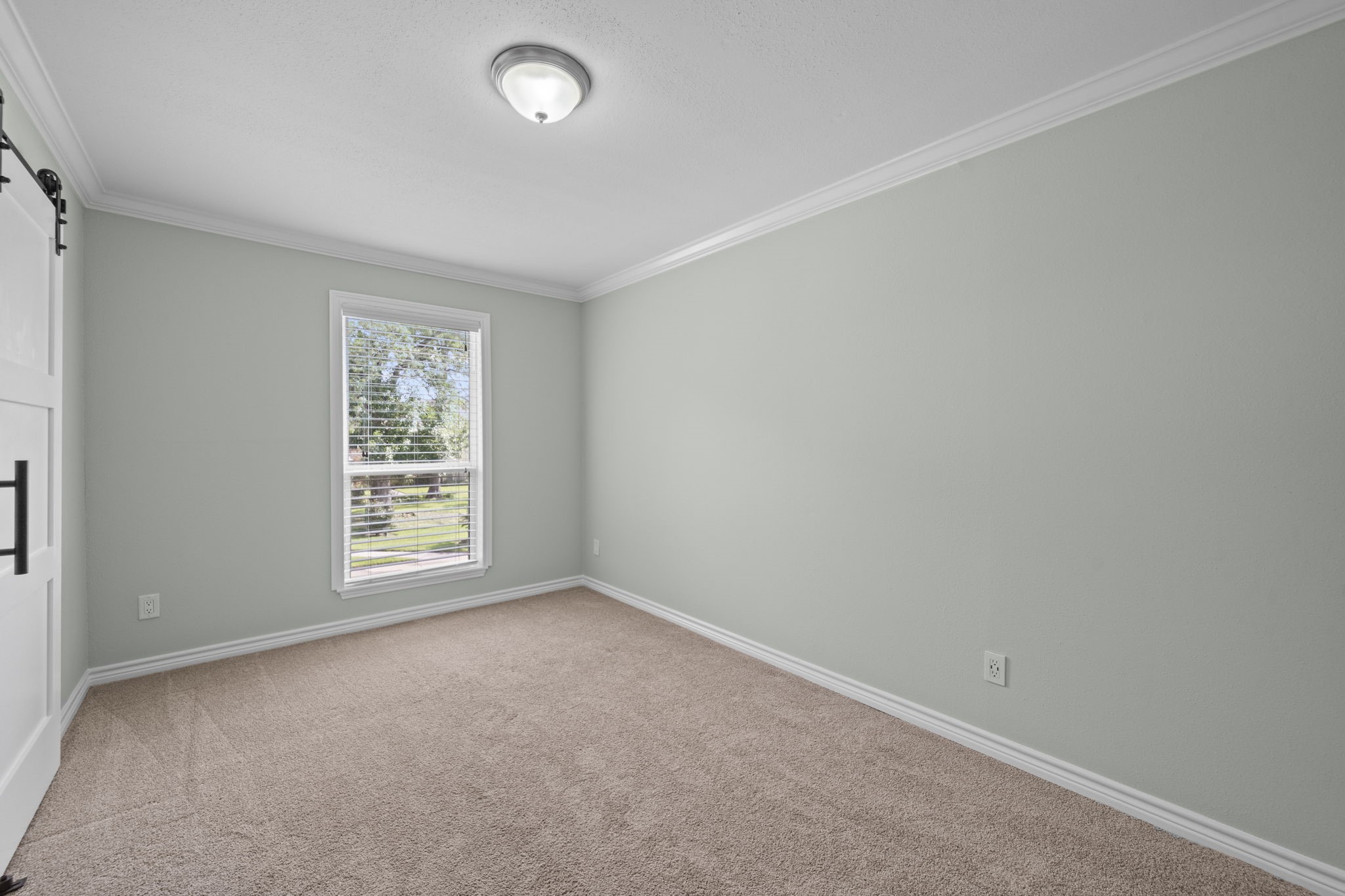 5801 Lumberdale Road, Unit 132 Houston, TX 77092 - Photo 20 of 33 Bedroom 3