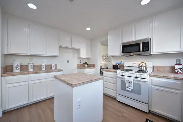 $725,000 | 2461 Martin Anthony Court, Tracy, CA 95377