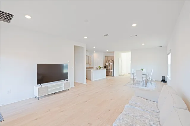 $2,499 | 2848 Owl Head Drive, Leander, TX 78641