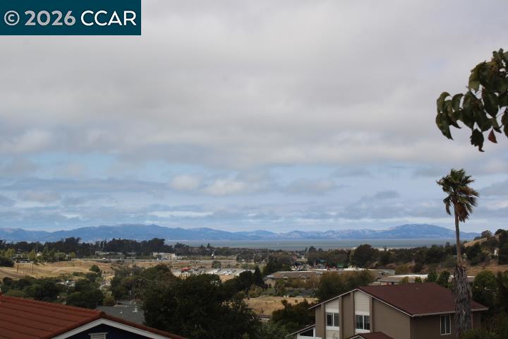 190 Iris Road Hercules, CA 94547 - Photo 41 of 42 Gallery Image 41