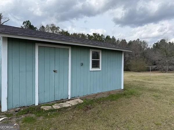 a backyard of a house