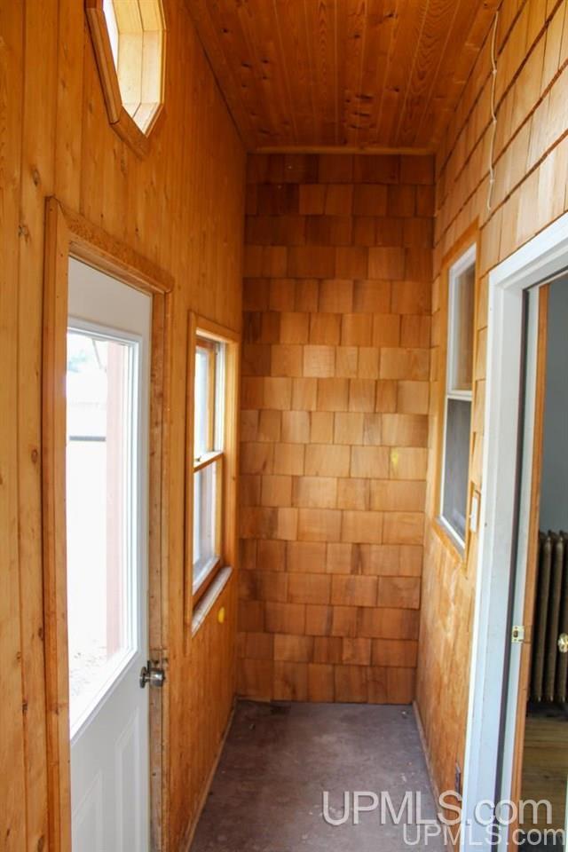 20894 Royce Road Hancock, MI 49930 - Photo 2 of 49 Gallery Image 2