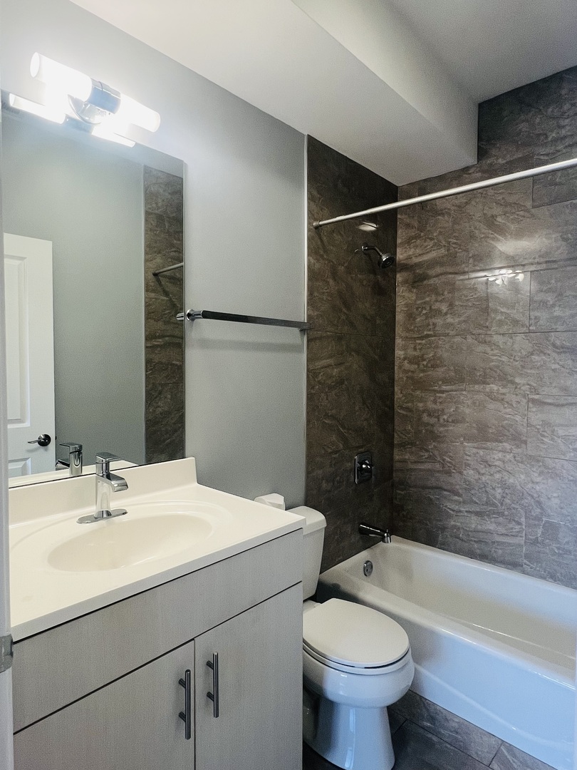 1750 West Cermak Road, Unit B Chicago, IL 60608 - Photo 16 of 16