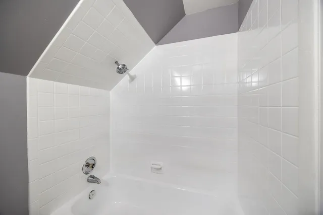 $219,900 | 162 Frederick Drive, Chicago Heights, IL 60411