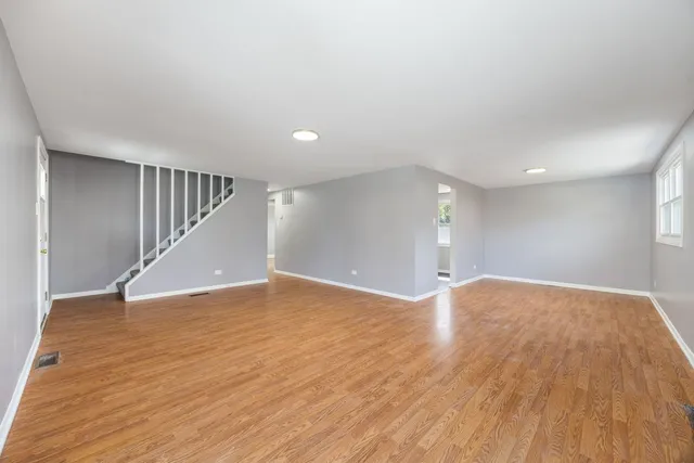 $219,900 | 162 Frederick Drive, Chicago Heights, IL 60411