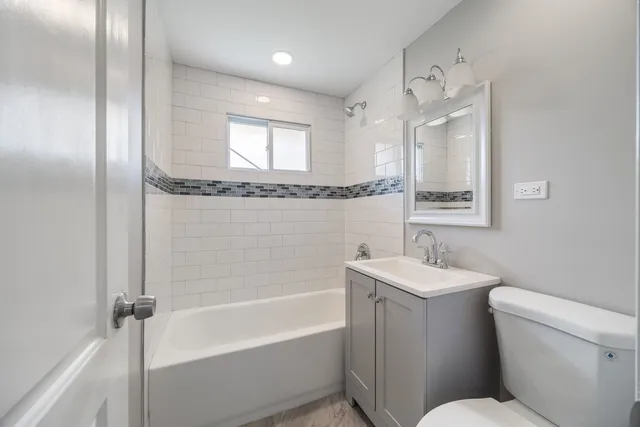 $219,900 | 162 Frederick Drive, Chicago Heights, IL 60411