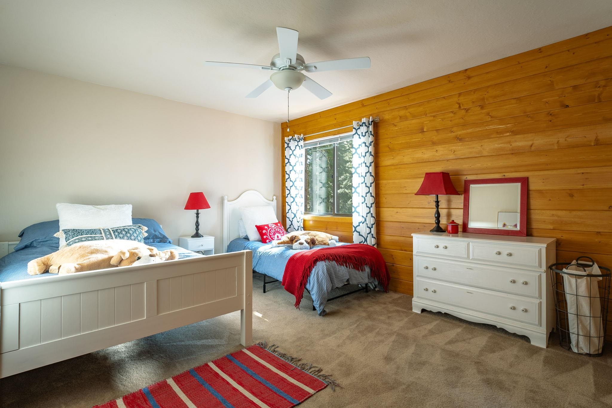 14569 Tyrol Road Truckee, CA 96161 - Photo 18 of 25 Gallery Image 18