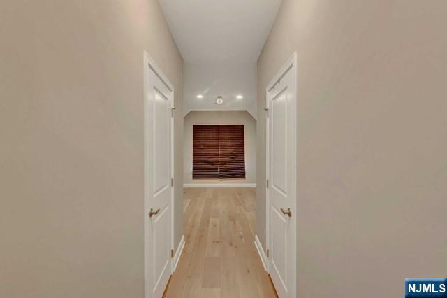 15 Roxbury Road Mahwah, NJ 07430 - Photo 34 of 43