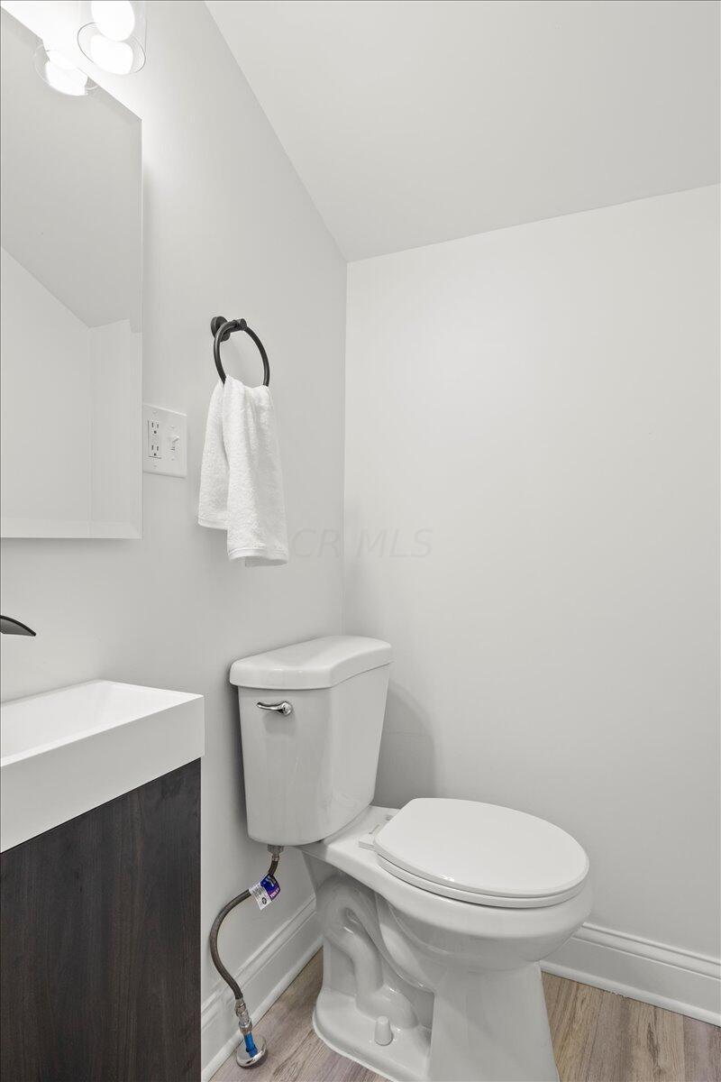 1063 Northridge Road Columbus, OH 43224 - Photo 22 of 28 22-Half Bath