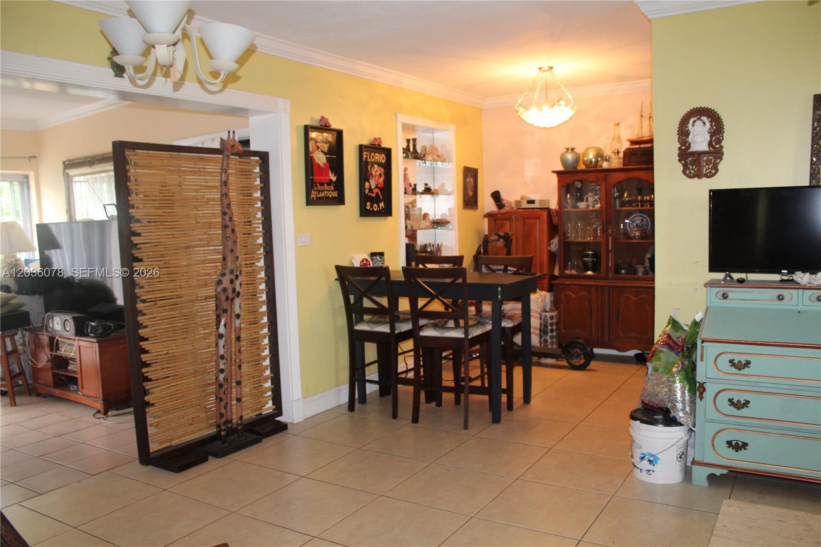 11290 Southwest 47th Terrace Miami, FL 33165 - Photo 10 of 22