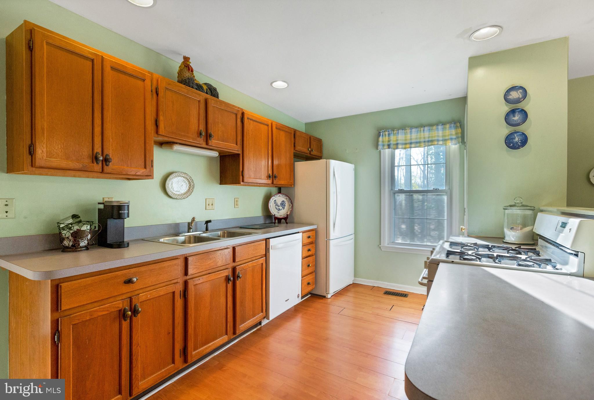 1277 Zebley Road Garnet Valley, PA 19060 - Photo 5 of 30