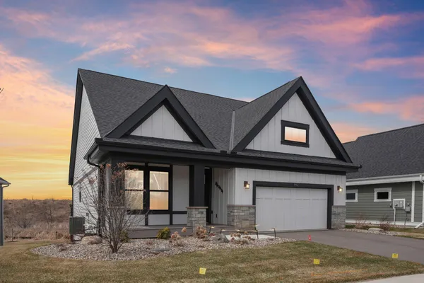 $725,000 | 6621 Harvest Trail, Chaska, MN 55318