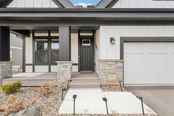 $725,000 | 6621 Harvest Trail, Chaska, MN 55318