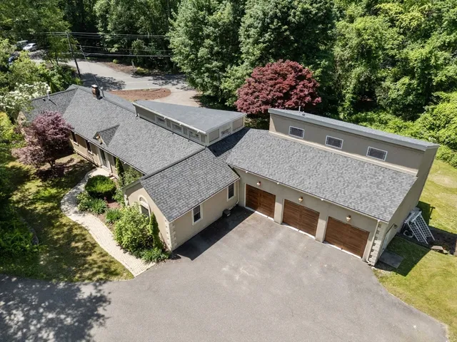 $1,075,000 | 242 Boston Road, Sutton, MA 01590
